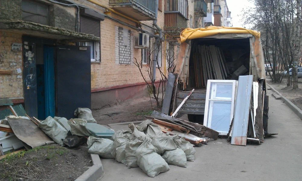 Вывоз мусора после ремонта в Находке от ПроМусор — цены от 4642 руб., быстро и недорого
