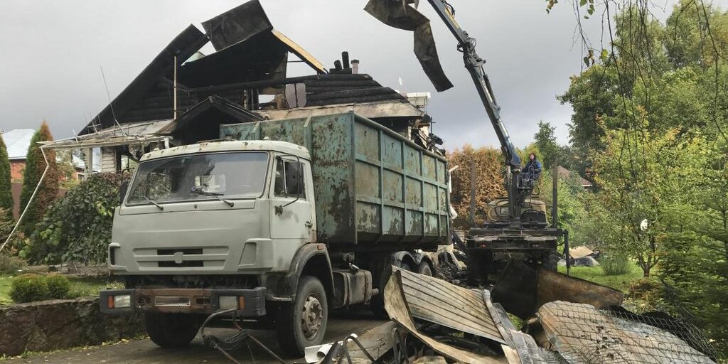 Вывоз мусора после пожара с утилизацией в Находке в октябре