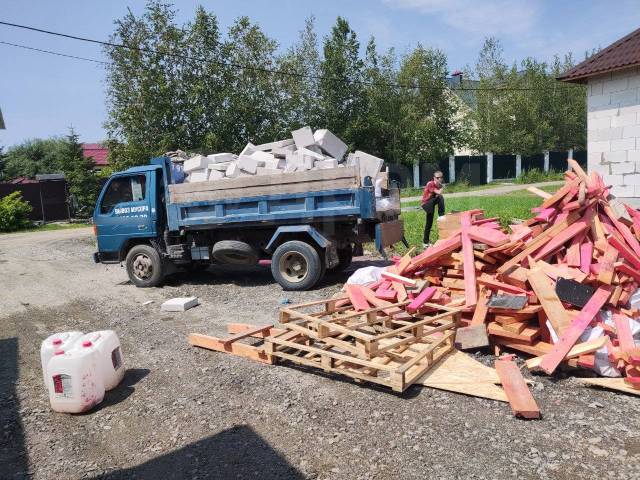 Вывоз мусора с чердака в Находке в октябре